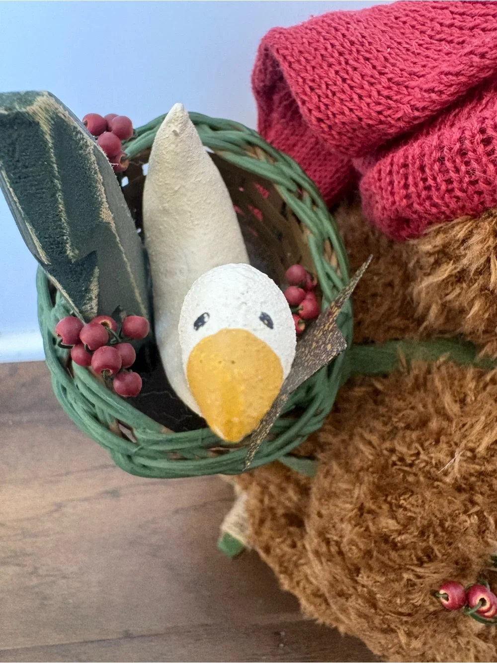 Vintage 2001 Tender Heart Treasures Christmas Teddy Bear Snowshoes Basket Rustic